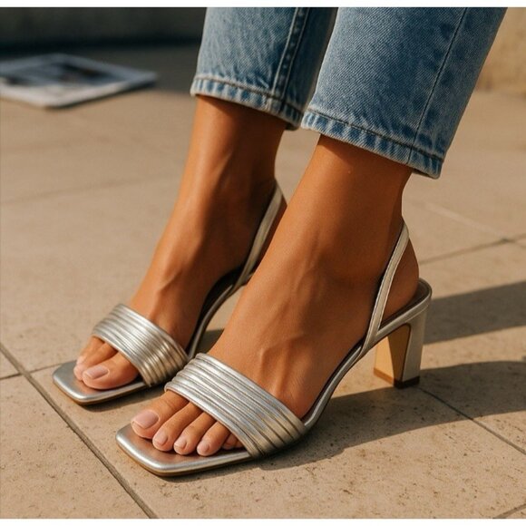 Elegant Silver Heeled Sandals - Picture 13 of 13